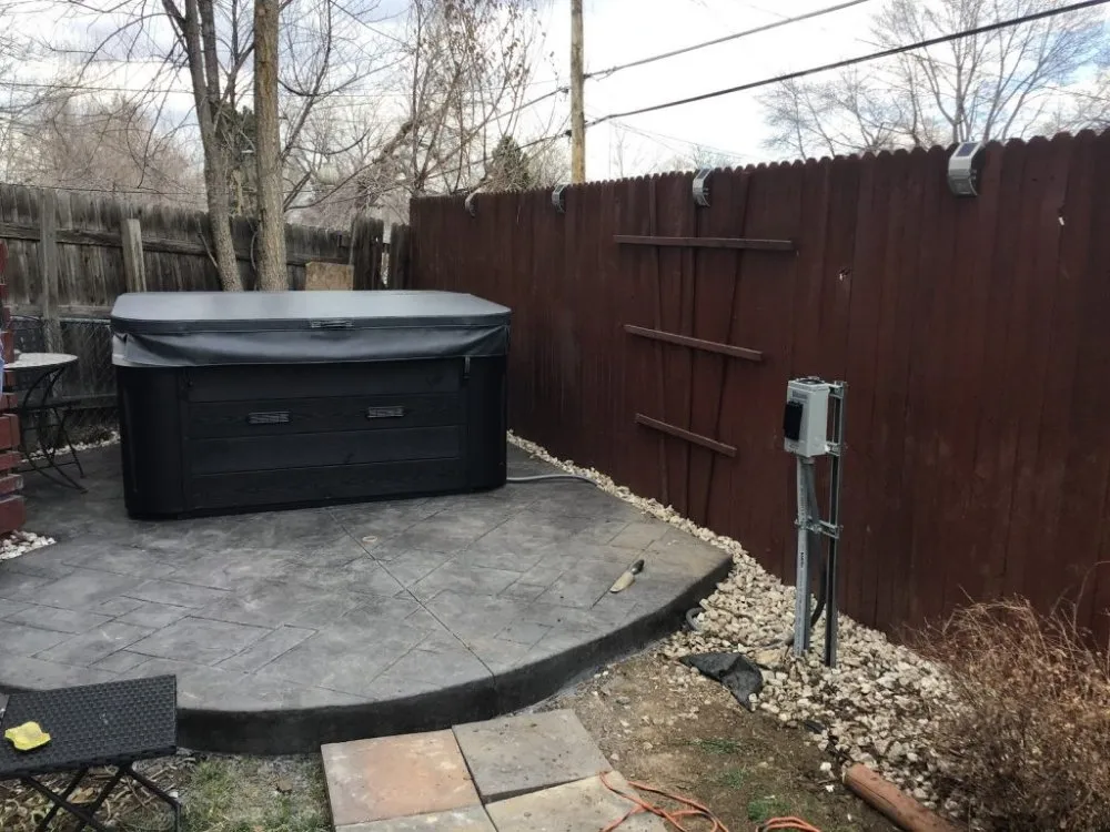 Slide of Aron's electrical services