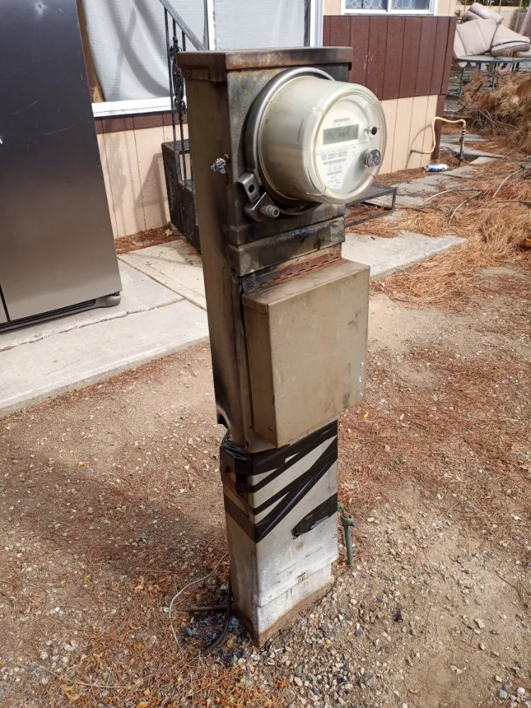 Slide of Aron's electrical services