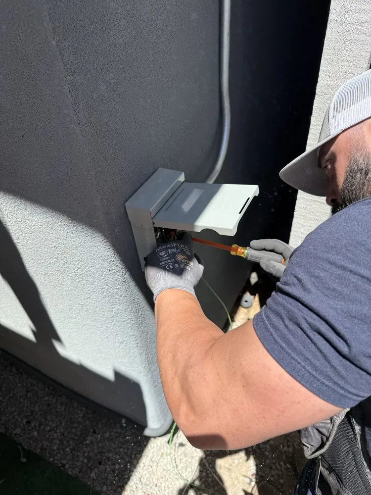 Slide of Arrc'n Electric