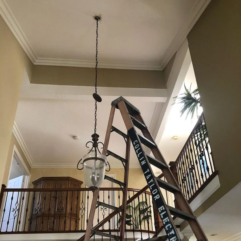 Slide of Arrow Master Electrician