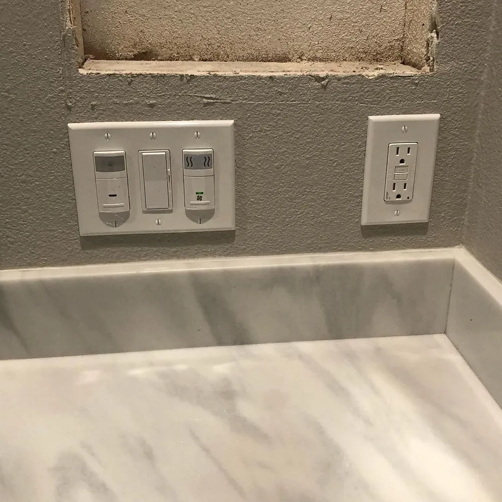 Slide of Arrow Master Electrician