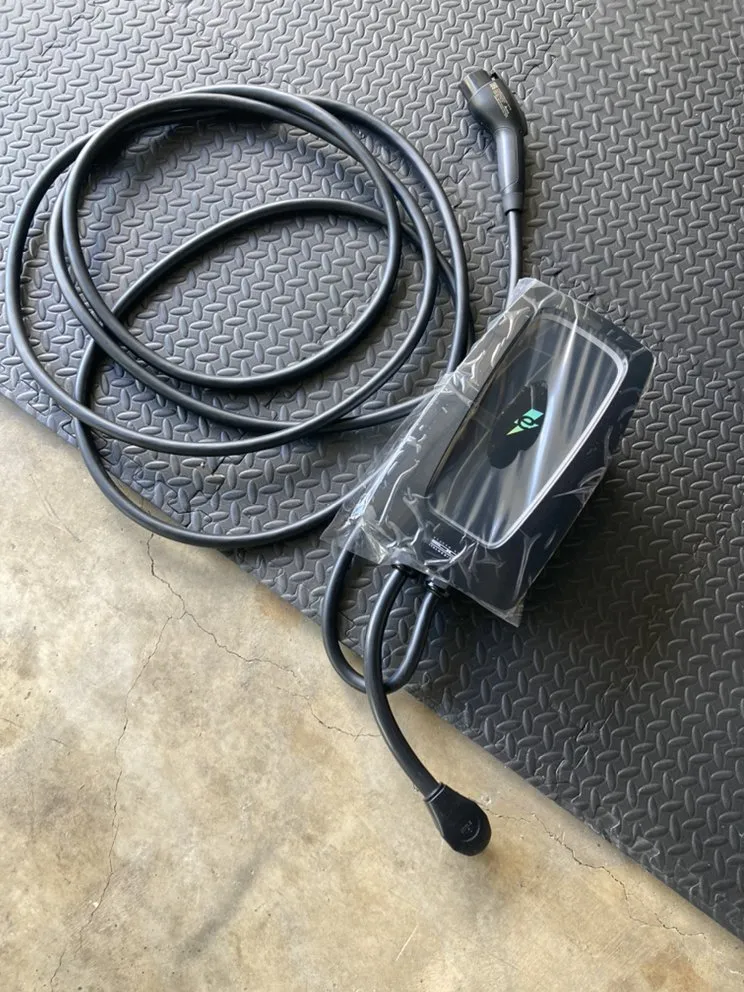 Slide of Arroyave Electric