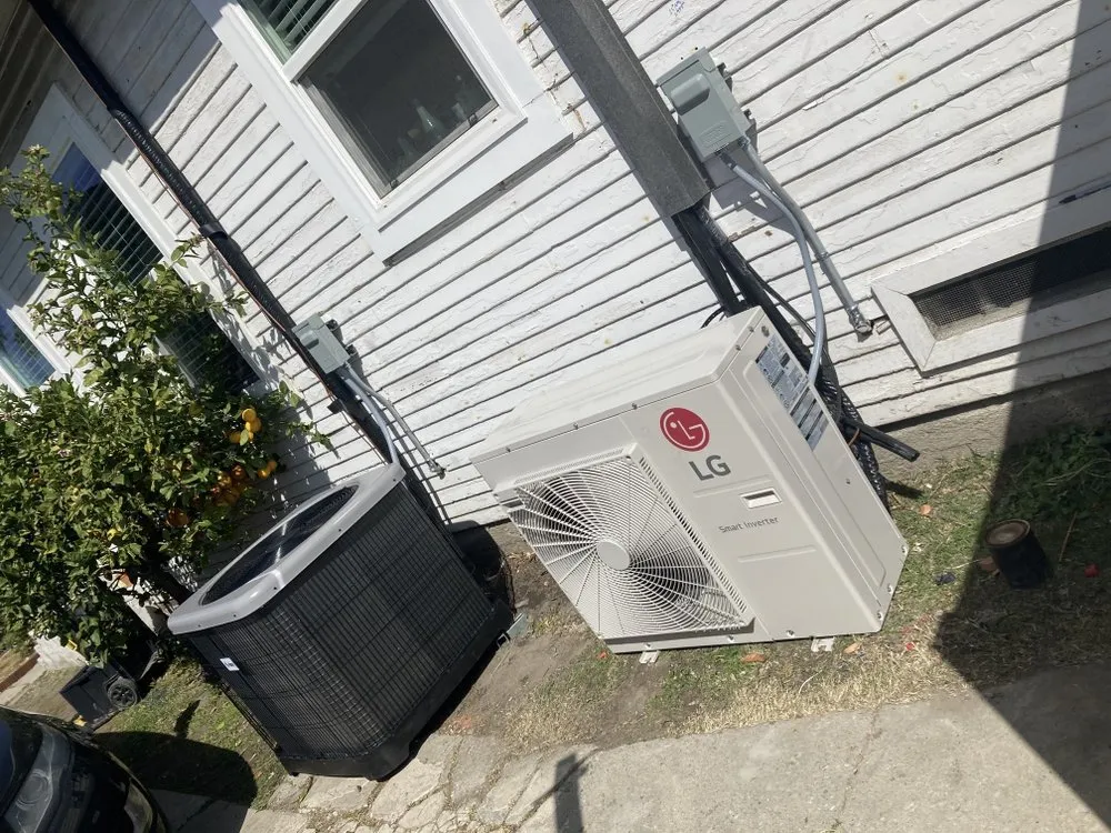 Slide of Arroyave Electric