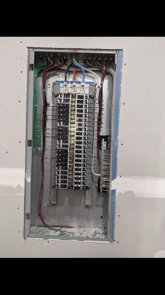 Slide of Arroyave Electric