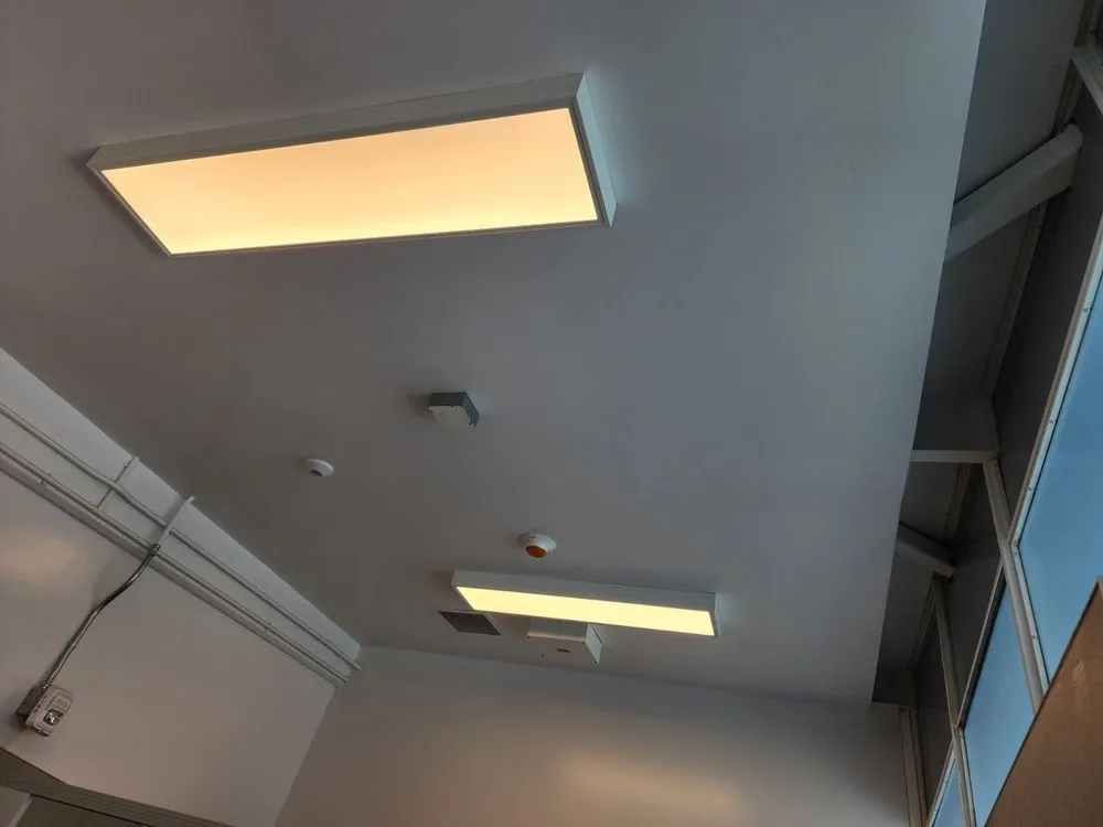 Slide of Artak Electrician