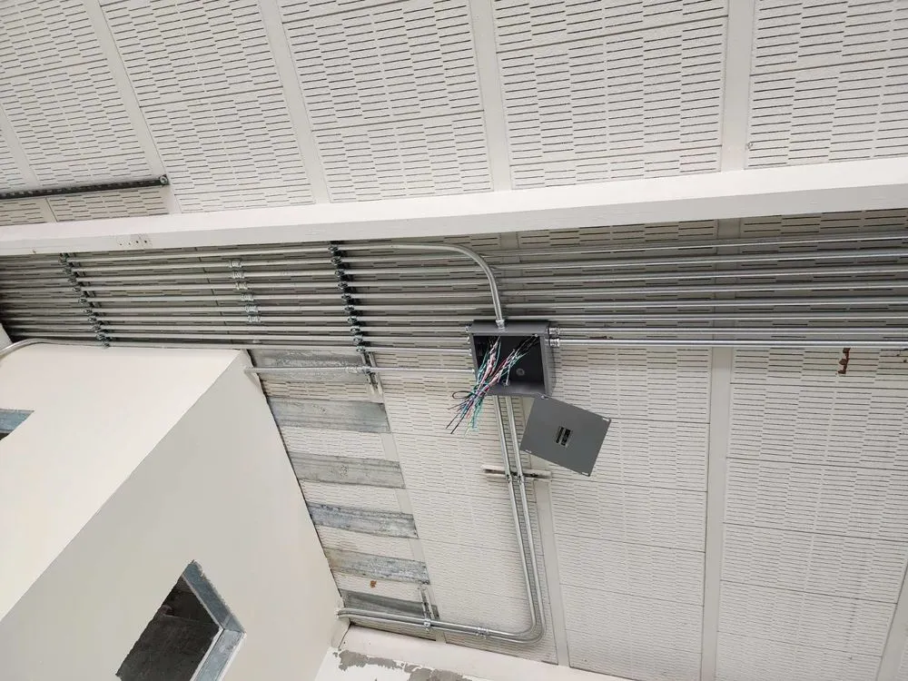 Slide of Artak Electrician