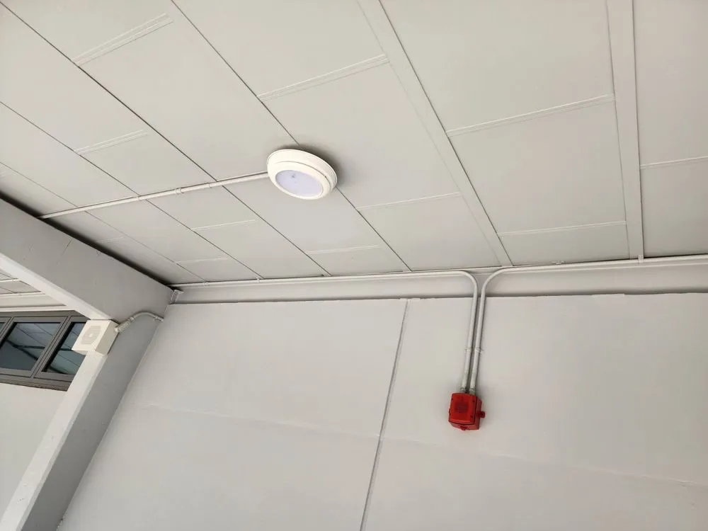 Slide of Artak Electrician