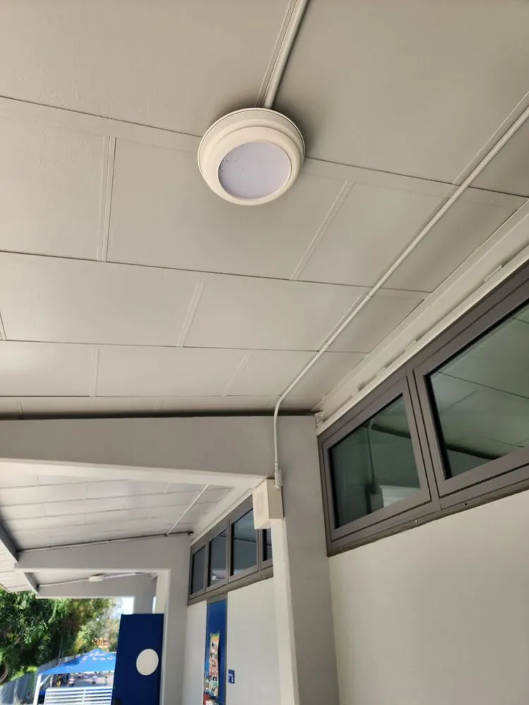 Slide of Artak Electrician