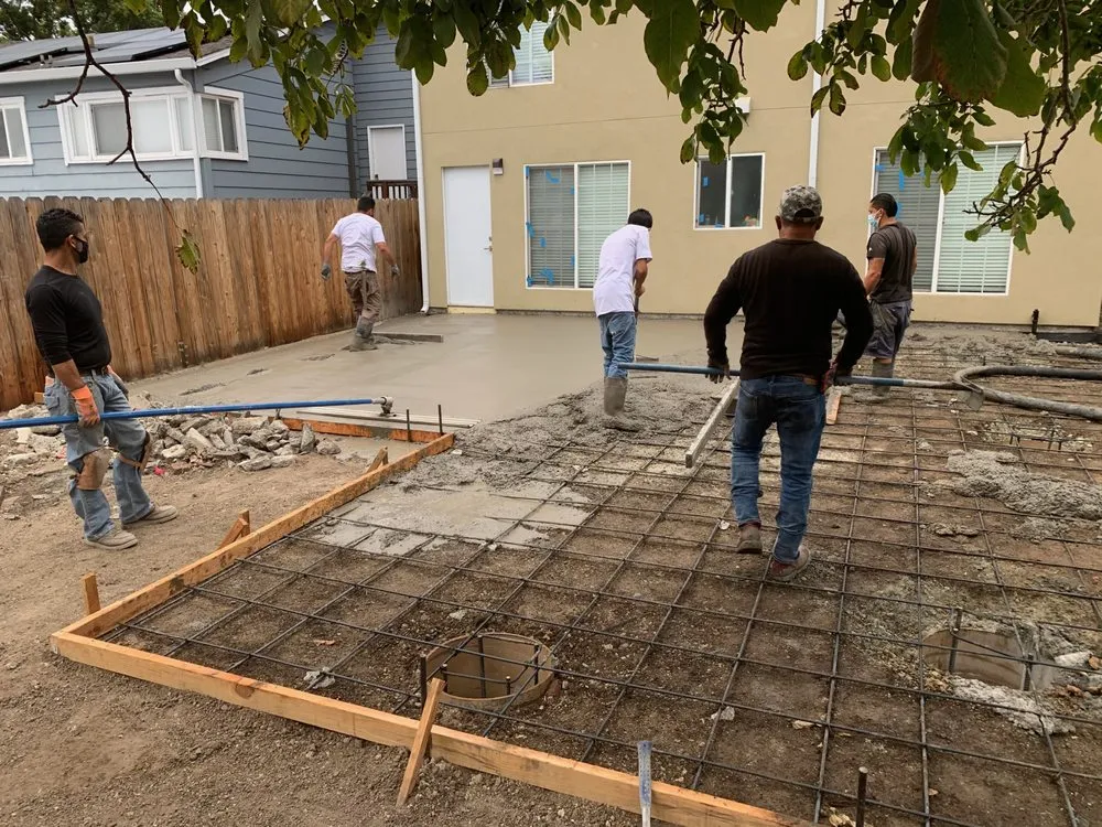 Slide of Arteaga Construction