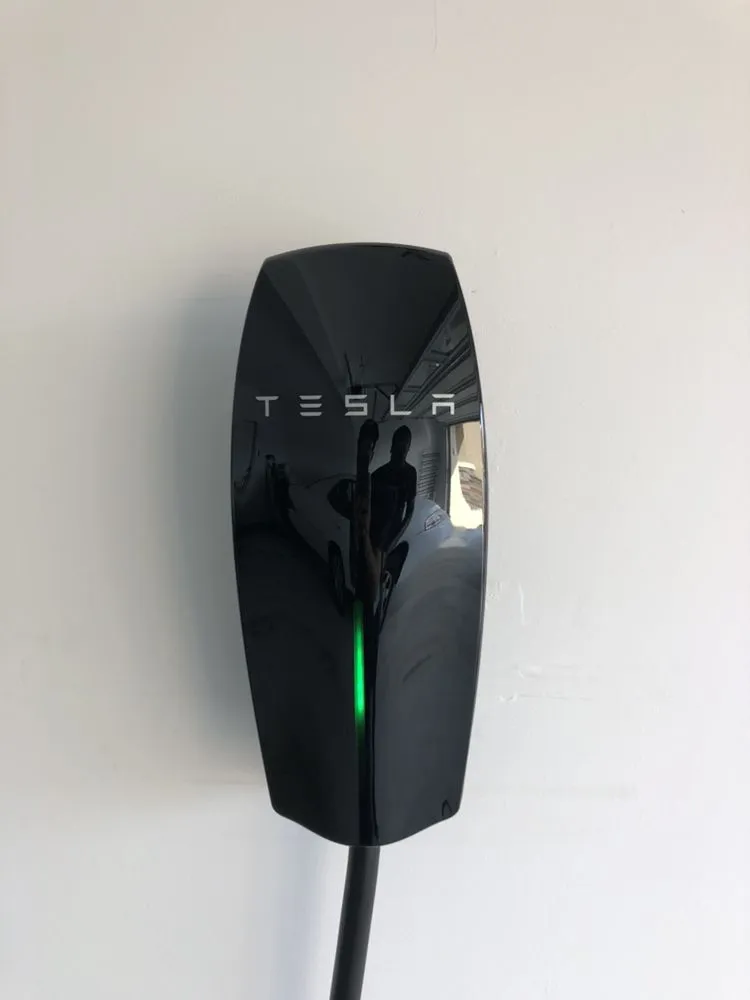 Slide of Artisan Electrical & HVAC