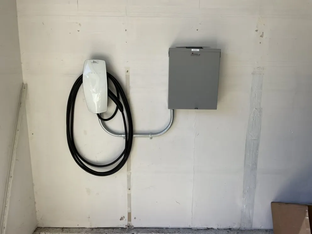 Slide of Artisan Electrical & HVAC