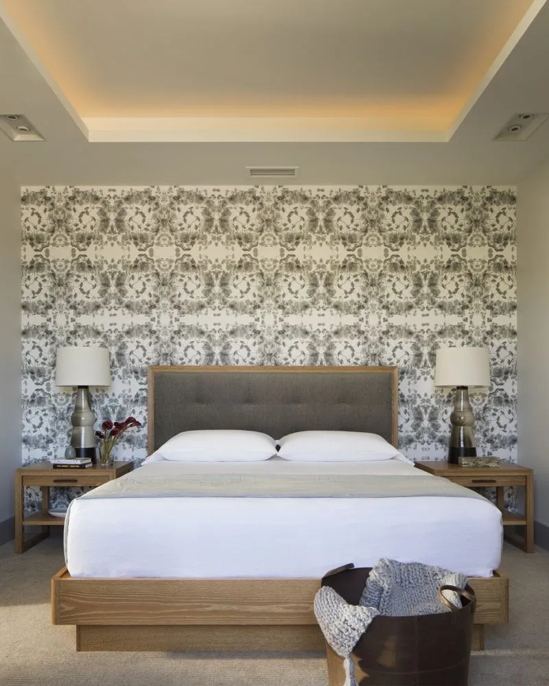 Slide of Artistic Lighting & Electric