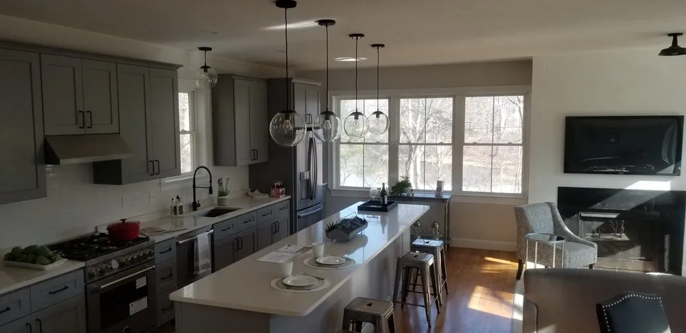 Slide of Arty Gendreau Electric