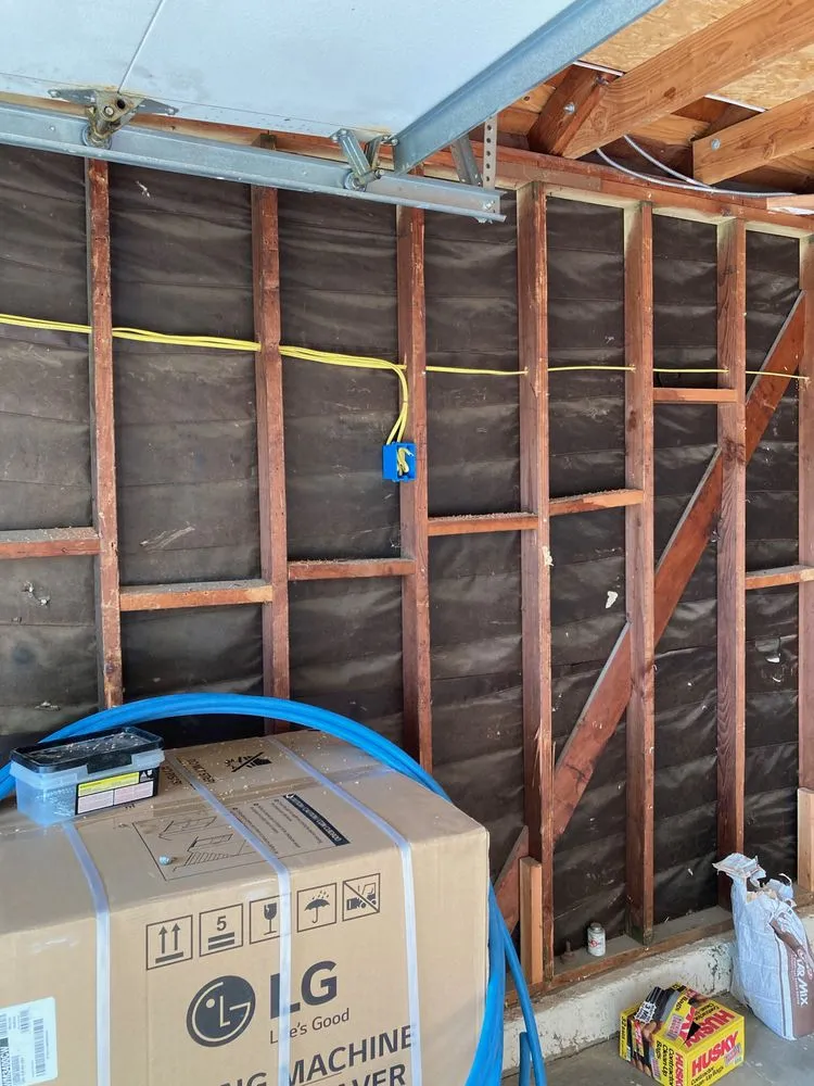 Slide of Arya Electric