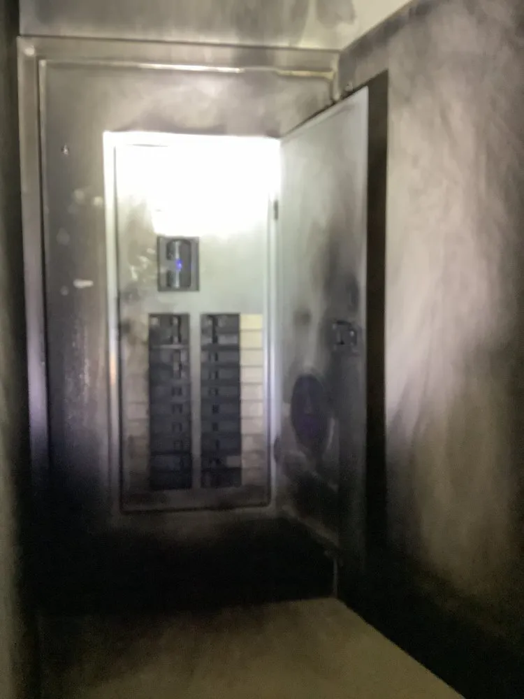 Licensed electrical service for homes in electrical repair,  by 