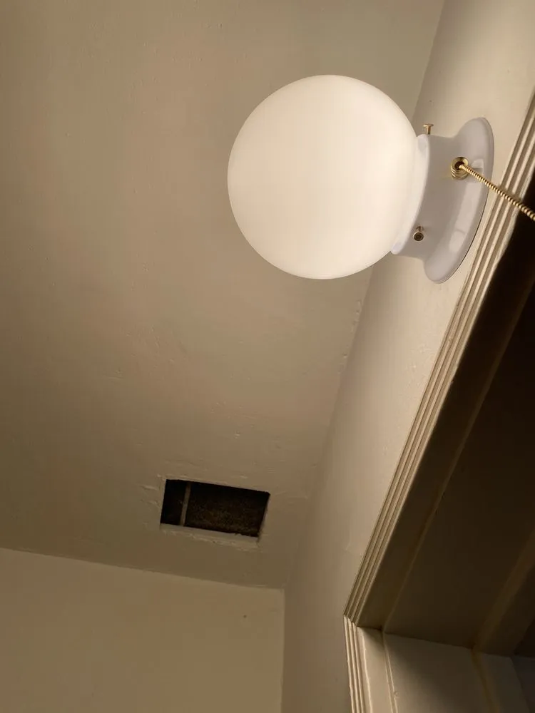 Slide of Askarov Handyman