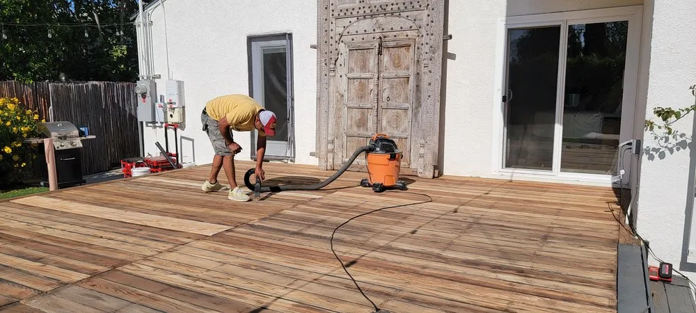 Slide of Askarov Handyman