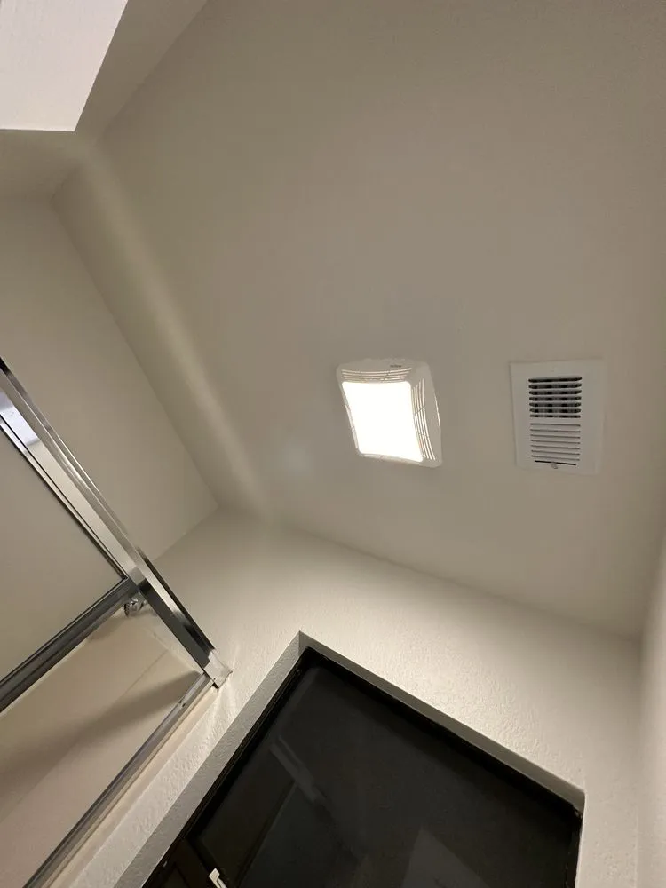 Slide of Aslan Electric