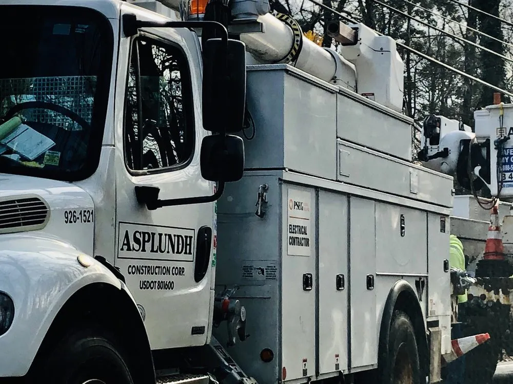 Emergency electrical repair service in ,  - Asplundh Construction