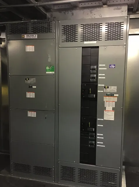 Affordable electrician providing wiring installation in , 