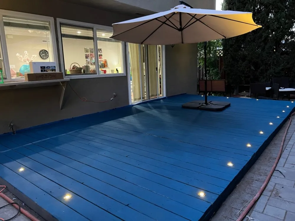 Certified electrician providing lighting installation in , 