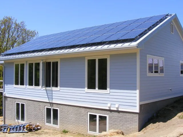 Certified electrician providing lighting installation in Amesville, OH - Athens Electric