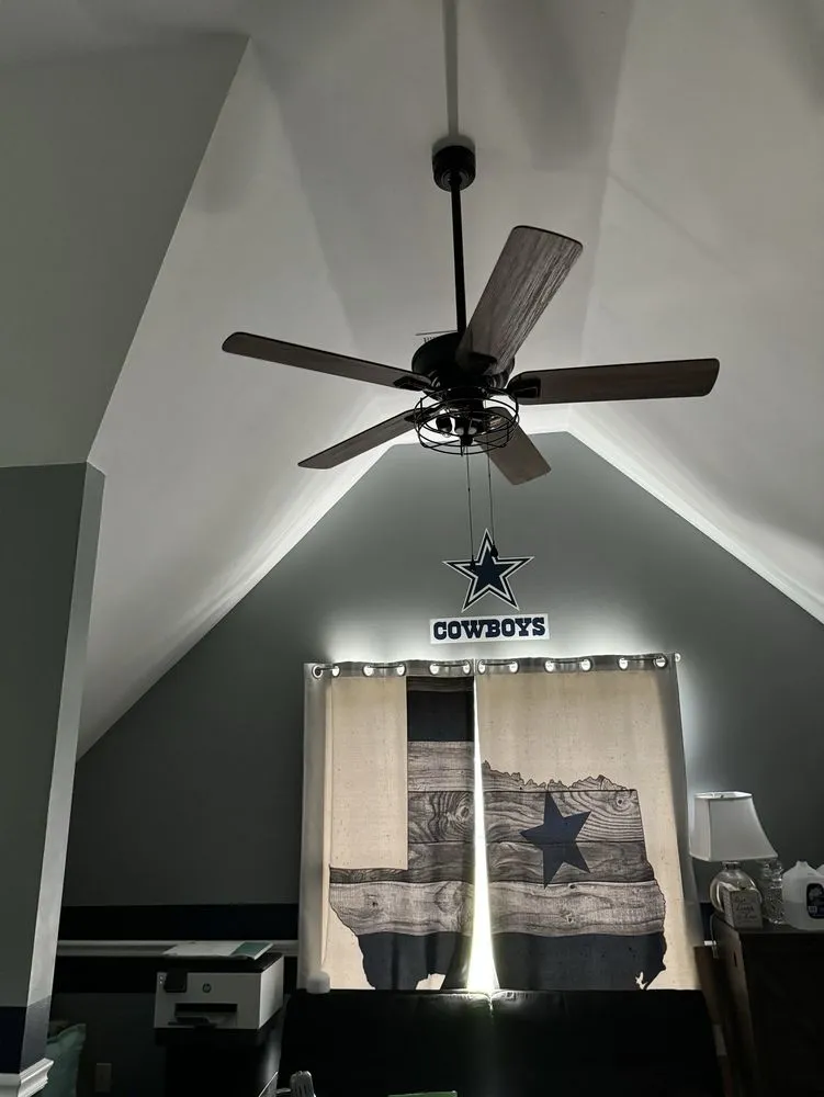 Reliable electrician providing lighting installation in , 