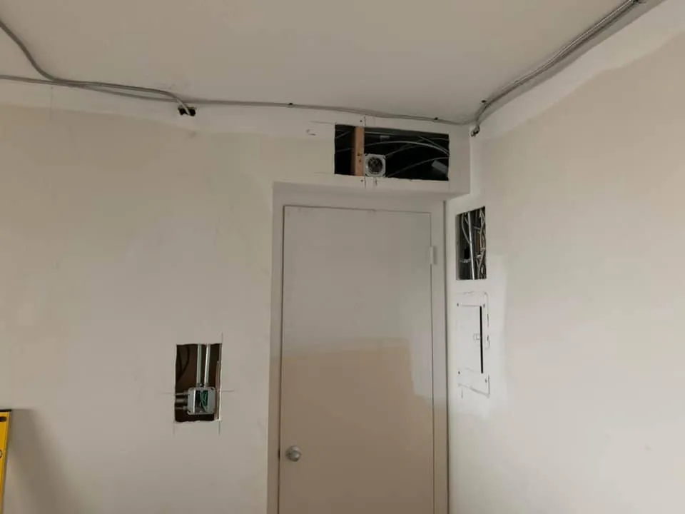 Reliable electrician providing circuit breaker repair in Redington Shor, FL - ATN Electrical