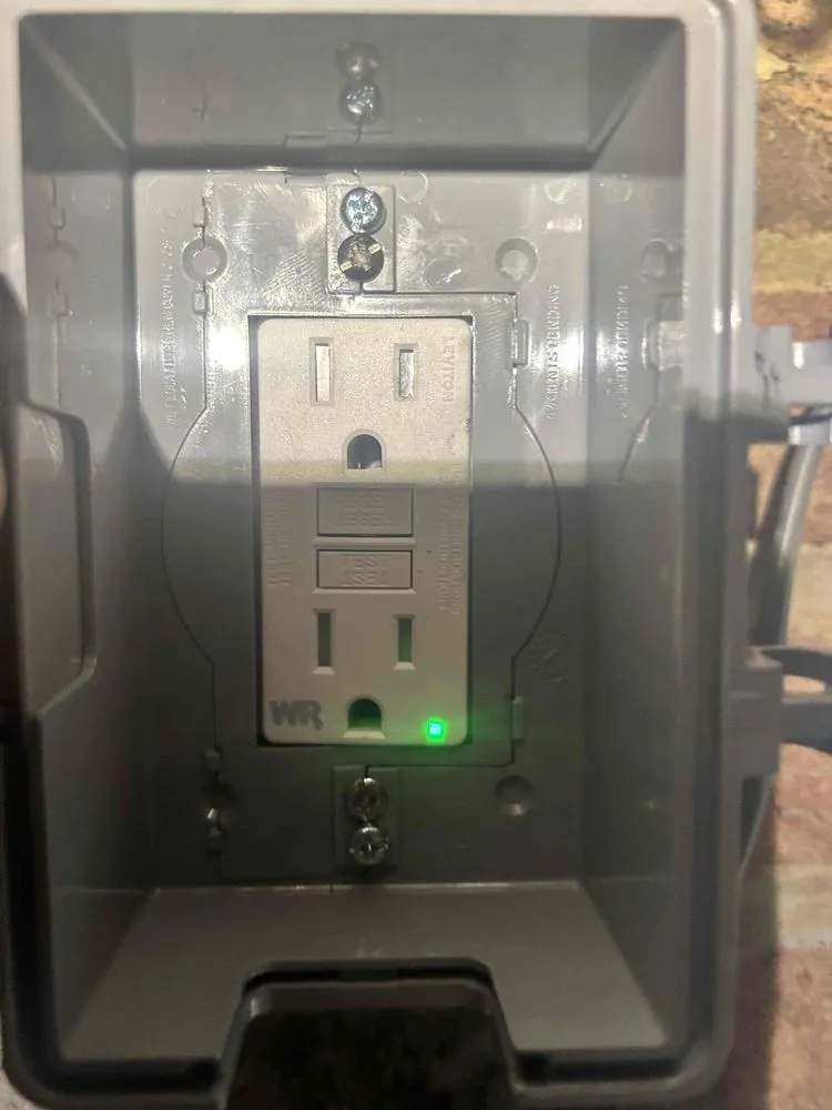 Certified outlet and switch repair in Powell, TN by Atomic Electric Service