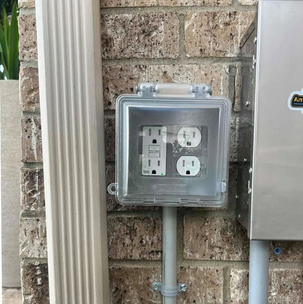 Slide of Auburn Gresham Licensed Electrician