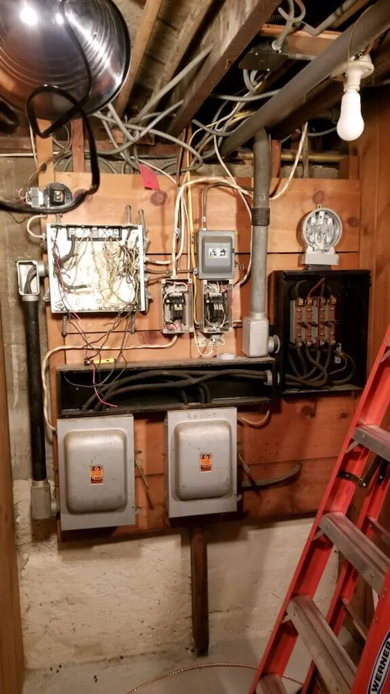 Slide of AuCore Electrical