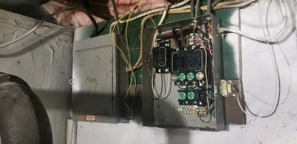 Slide of AuCore Electrical