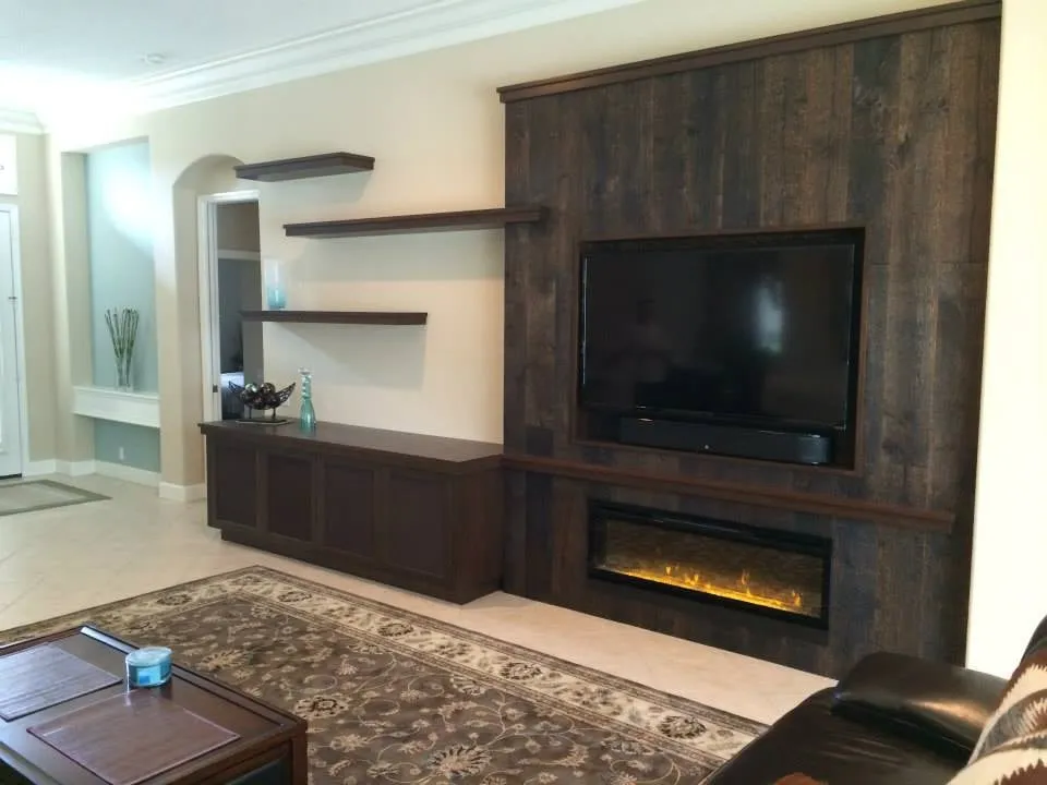 Slide of Audio & Communications Experts