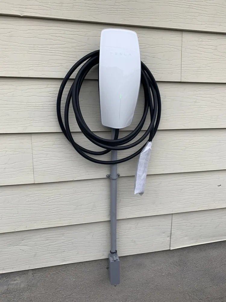 Slide of Aufiero Electric