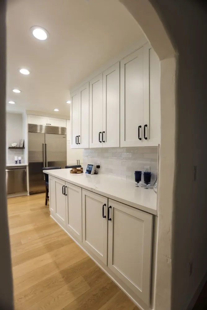 Slide of Aundrue Electric