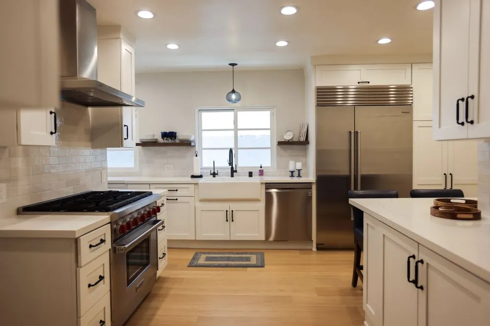 Slide of Aundrue Electric