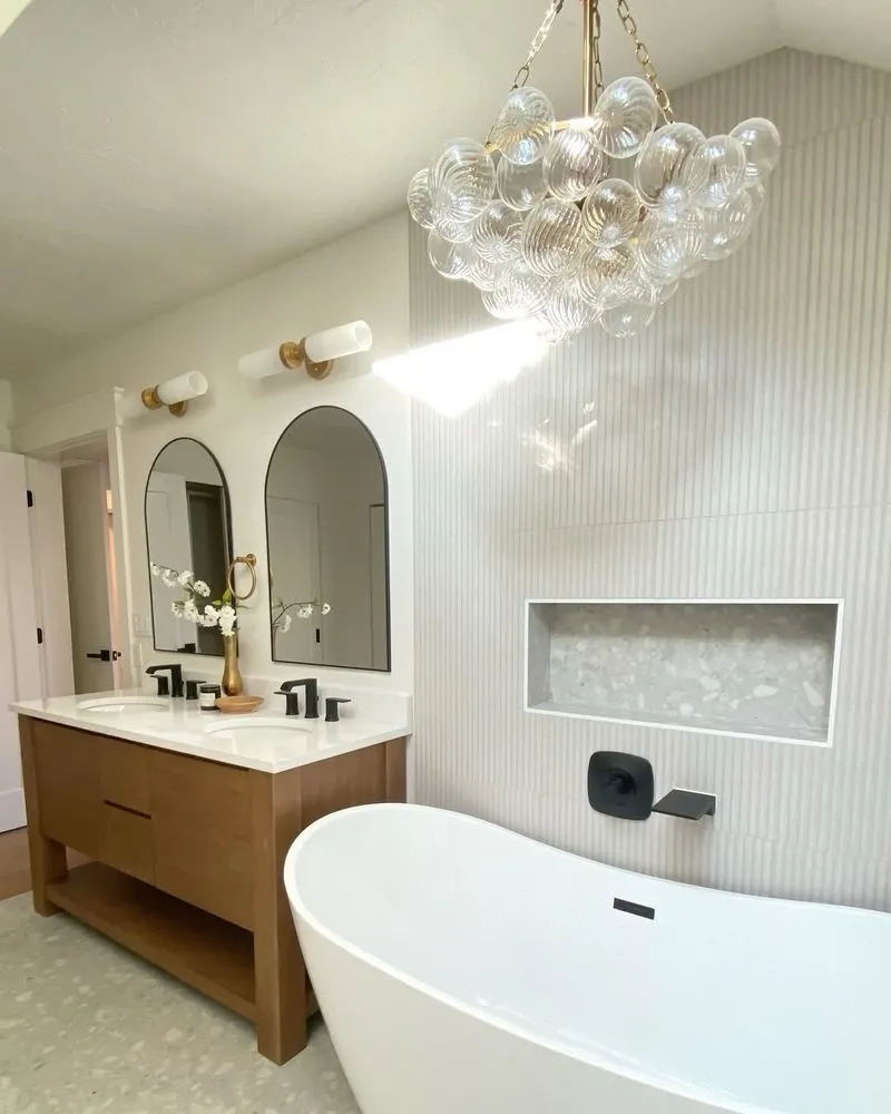 Slide of Aura Renovation