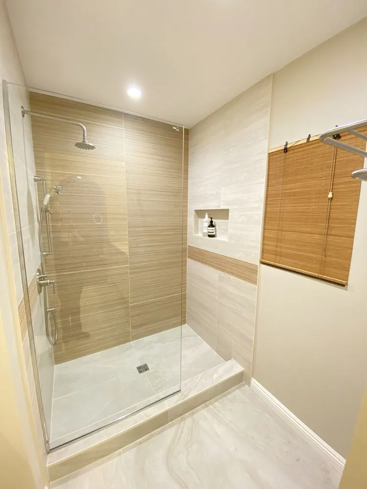 Slide of Aura Renovation