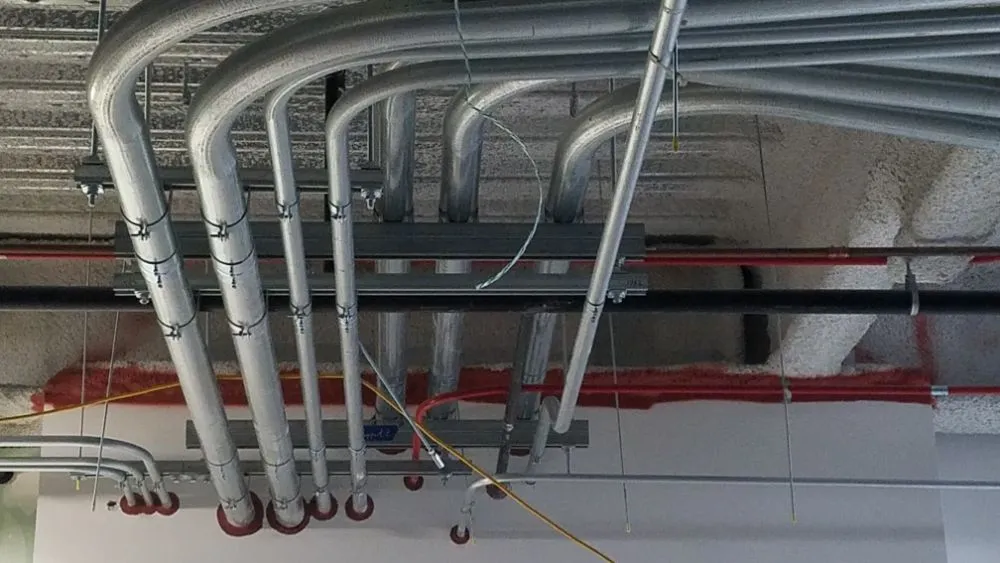 Slide of Aurora Electric