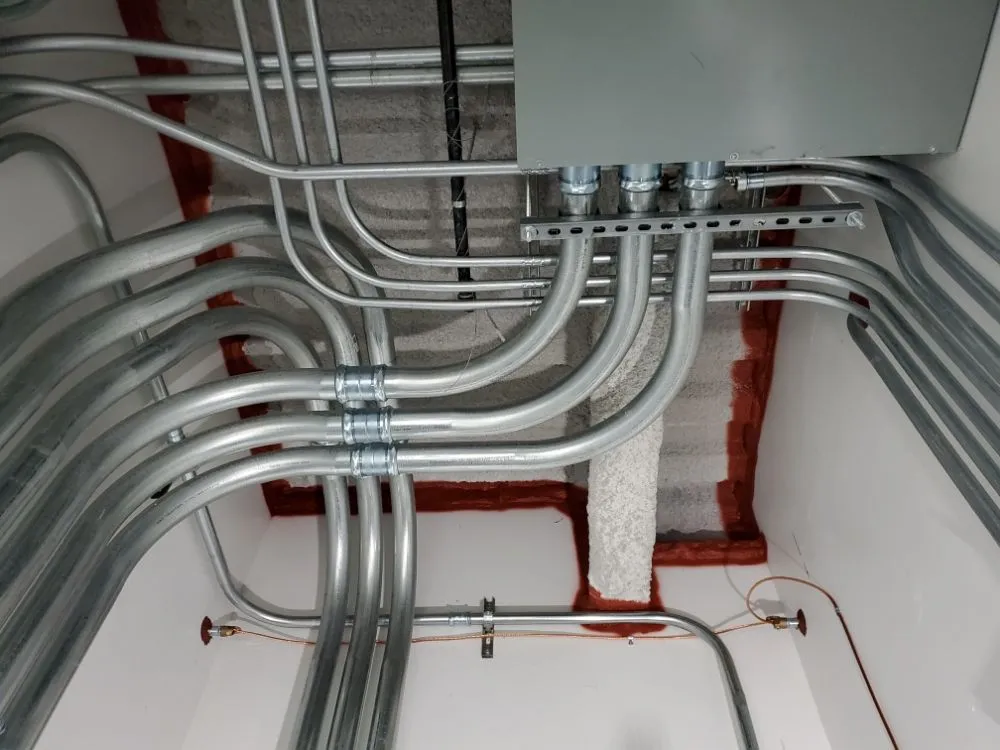 Professional electrician providing emergency electrical service in Stateline, NV - Aurora Electric