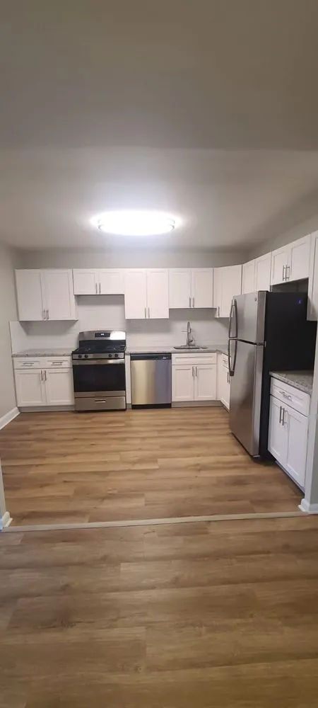 Slide of Aurora MG Construction