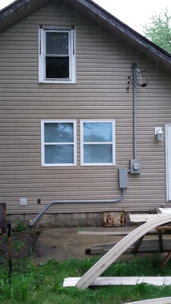 Slide of Austin Smith Electric