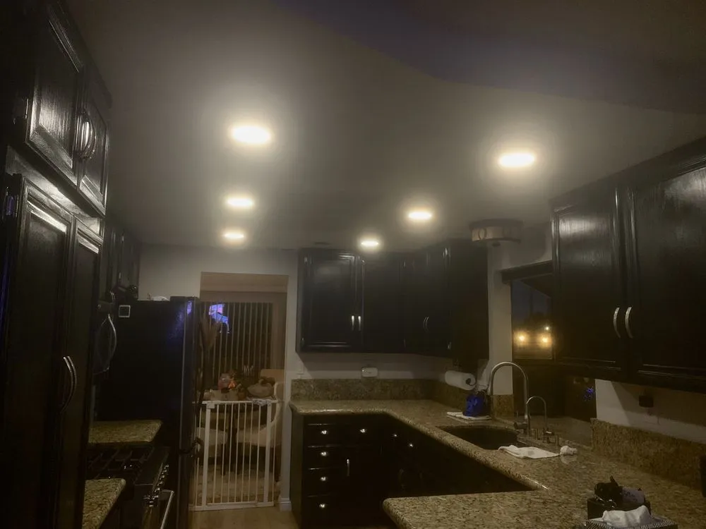 Certified electrician providing electrical repair in ,