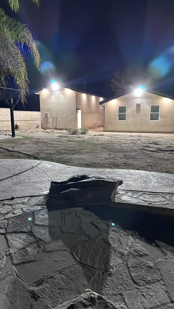 Expert circuit breaker repair service in ,  - AV electric services