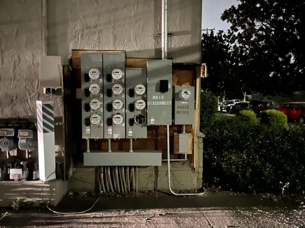 Slide of Avant Electric