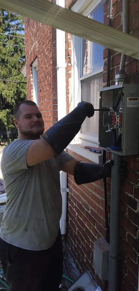 Emergency wiring installation service in Berkeley Springs, WV - Average joes electrical service
