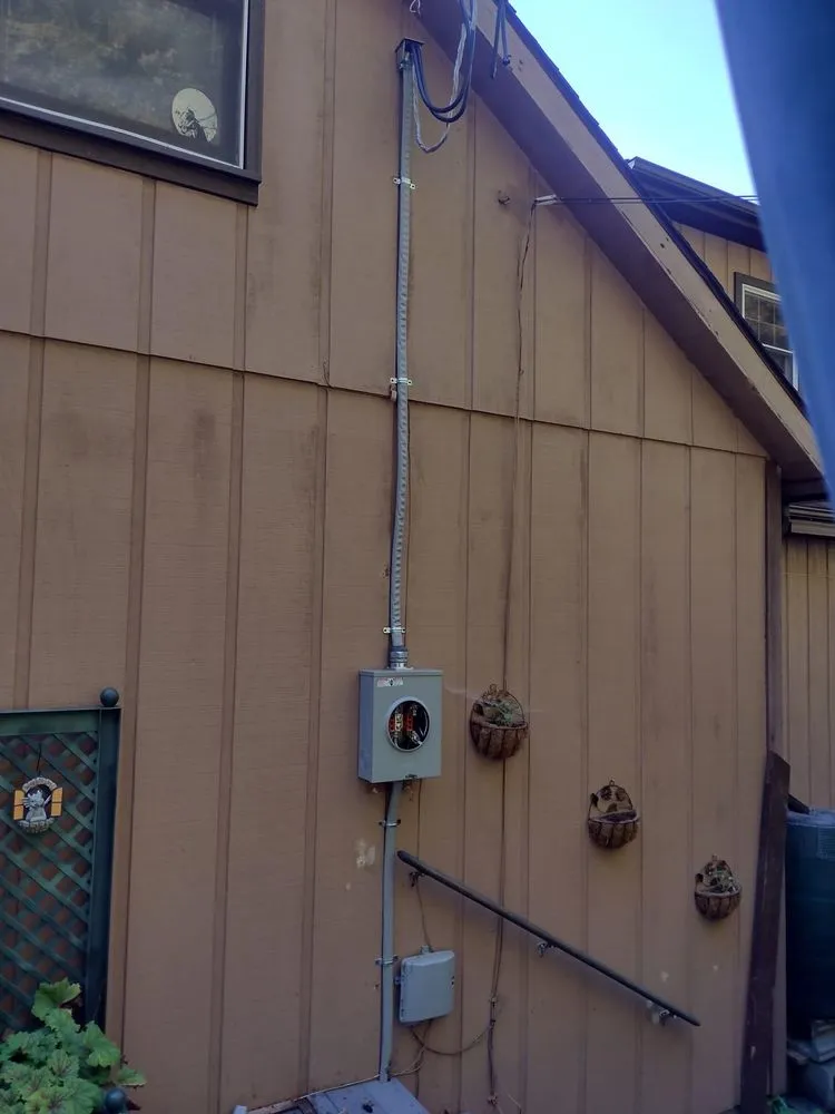 Emergency electrical repair service in Berkeley Springs, WV - Average joes electrical service