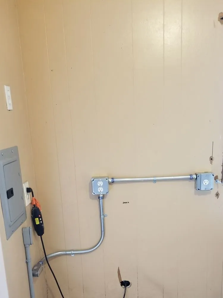 Slide of Aves Electric