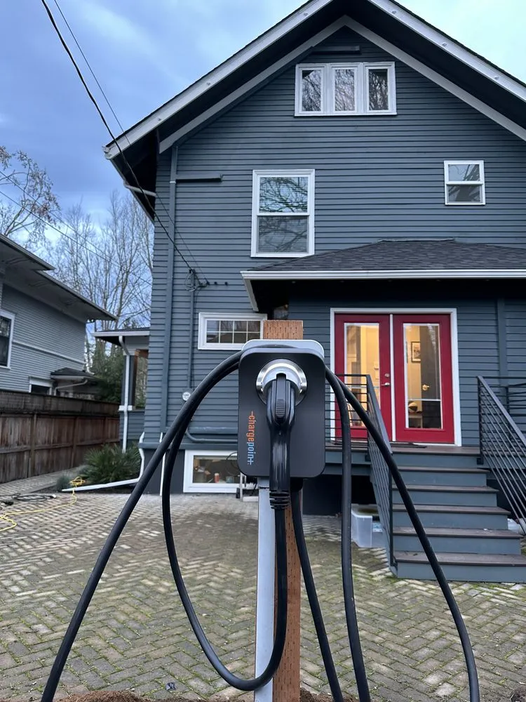 Slide of Avid Electric