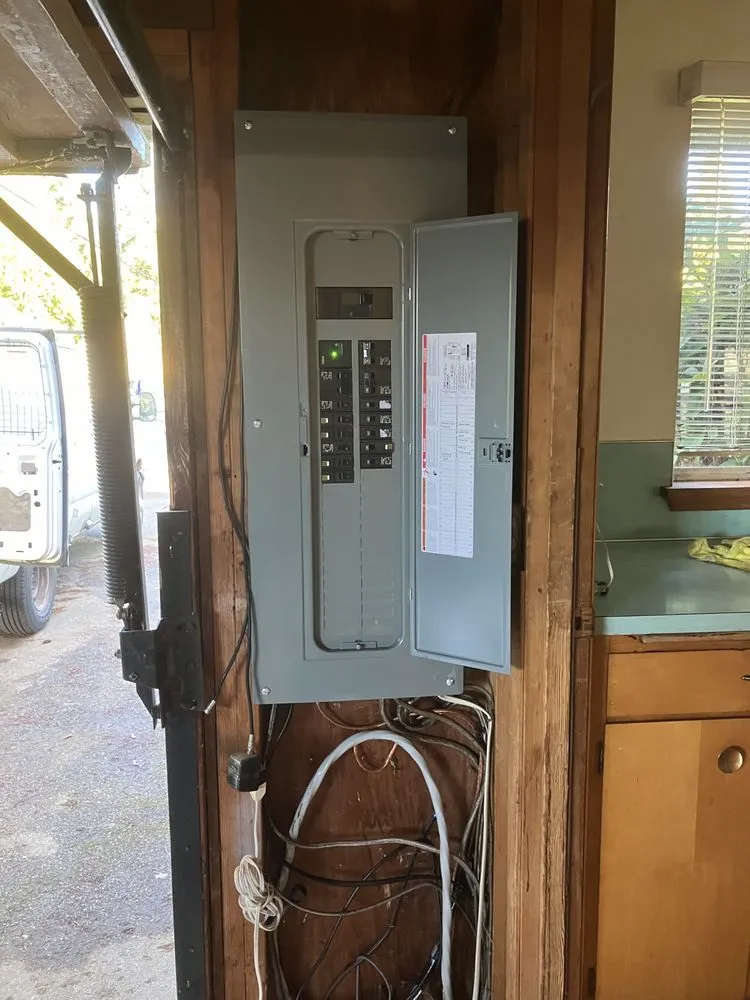 Slide of Avid Electric